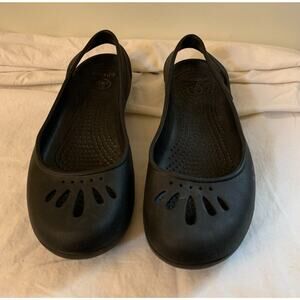 Crocs Womens Size 6 Thea Slingback Sandals Ballet Flats Black Closed Toe